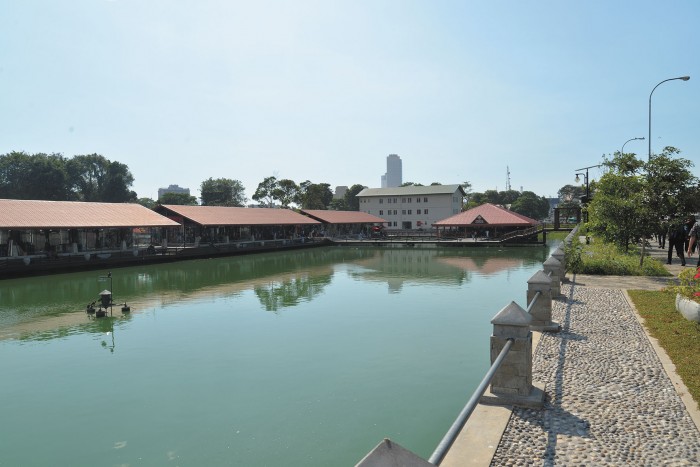 A floating market in Colombo