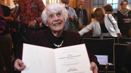 102-year-old-woman-receives-phd